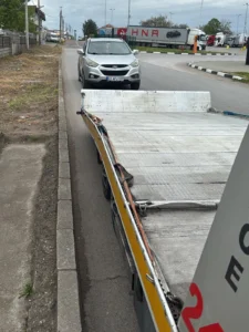 Edirne oto çekici ve yol yardımı hizmetleri. Gece veya gündüz fark etmeksizin, arızalı veya kaza yapmış araçlarınız için 7/24 güvenilir kurtarıcı desteği sağlıyoruz. Hızlı müdahale ve profesyonel araç taşıma.